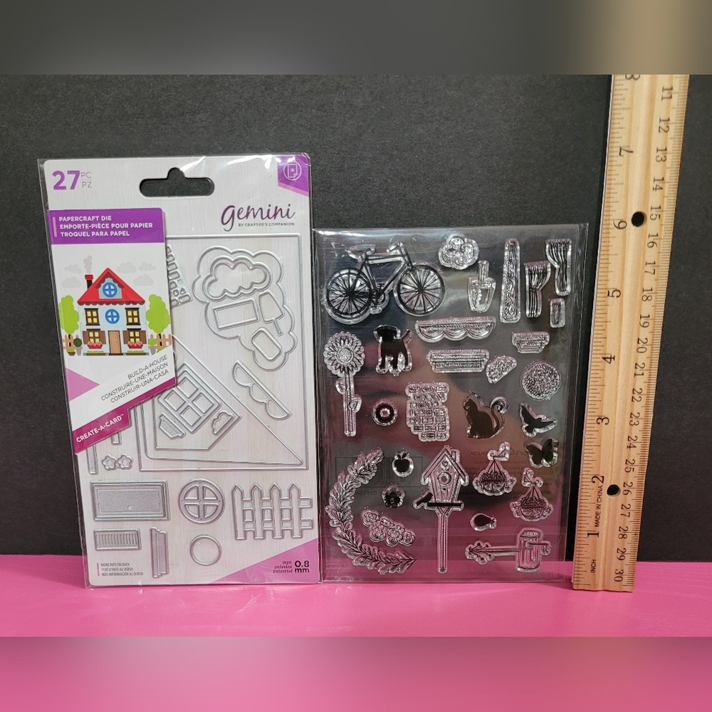 Gemini Crafter's Companion Build-A-House Create-A-Card Stamp And Die Set (0464)